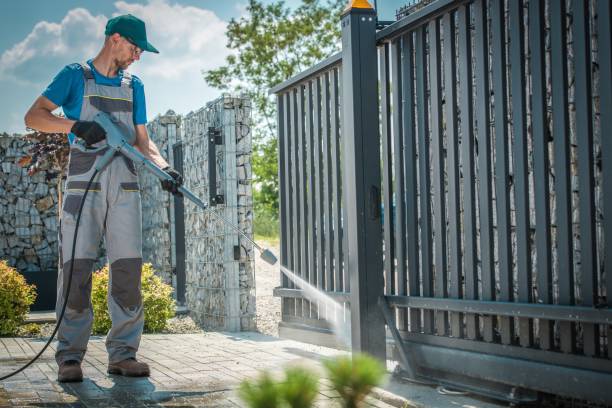 Best Pool Deck Cleaning  in USA